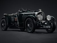 能驾驭绿色的不止iPhone11 Pro 暗夜绿，还有汽车