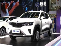 续航不够快充来凑，纯电动小型SUV—启辰e30上市