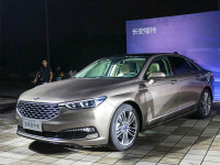 2.0T 车长超5米,按揭48期免息,这谁顶得住?