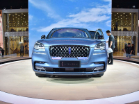 海陆空集齐，林肯是准备召唤神龙吗？