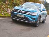 上汽大众又出爆款SUV，10个月卖了10万辆，开起来怎么样