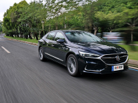 最适合跑长途巡航的品牌轿车