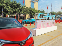 SUV没操控？丰田这款高颜值SUV开起来爽到没朋友！