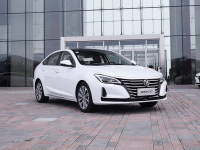 10万块买车长4米8的B级车,这才叫花小钱买大车!