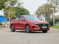 将成自主轿车一哥？长安逸运PLUS火爆上市