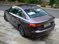 飞度锐志五菱宏光都弱爆了，最低6万6就能买真神车？