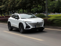 集大成之作，试驾长安UNI-T