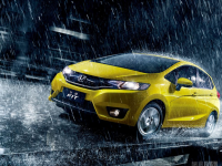 10万预算的选择有很多？10万落地你会选车吗