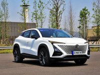 【新闻】全新爆款溜背车，即将上市才卖十万出头