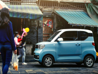 宏光MINI电动车引发新能源国民抢购潮