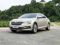 降维打击这些只卖A级价格的B级车咋这牛？