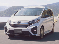 6/7座都有的飞度PLUS，引入就能火？