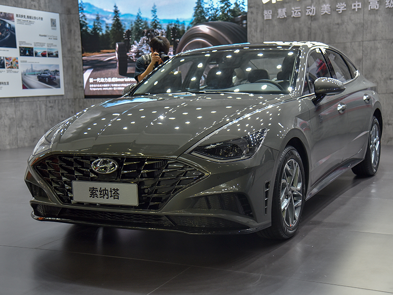 实拍索纳塔1.5T：同级尺寸最大/17万以内可KO雅阁？