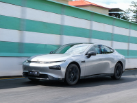 加速猛 续航高 Model 3最大的挑战者出现了?