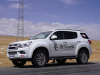 不到20万的真硬派SUV！翻山涉水全都没问题！