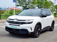 三个引擎的四驱SUV 这辆合资车咋做到的？