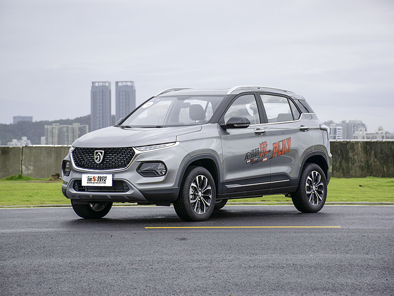 五六万的车降价好几千，国产旗舰轿车过几天就上市！