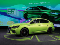 第三代名爵6上市 超燃惊喜价8.78万元起