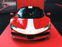 V8加电机输出千匹马力 这款超跑是最实惠的法拉利？