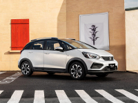 这些年太难，不精致点都活不下去