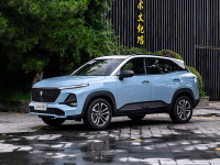 试驾新宝骏RS-3 1.5T