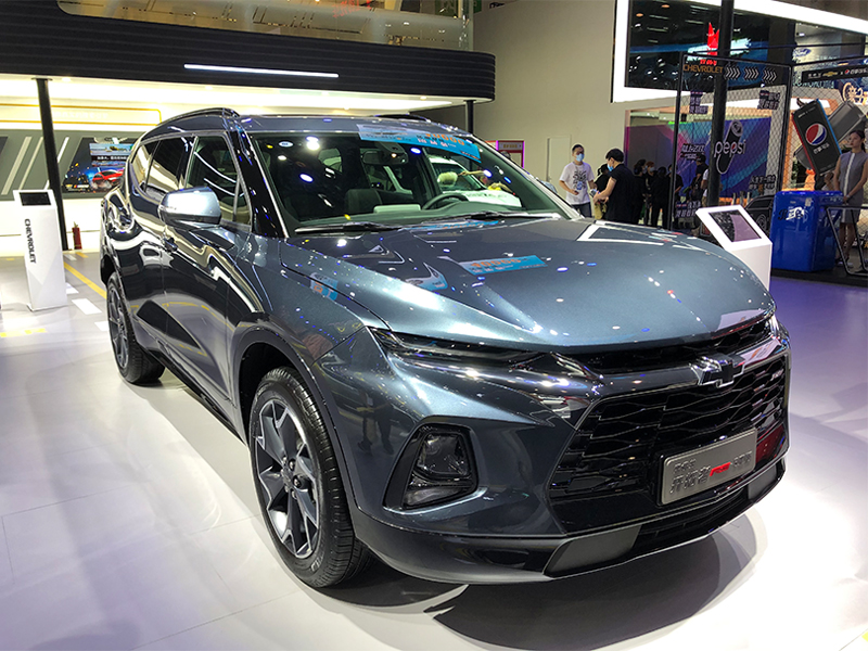 更多更多更多选择 雪佛兰开拓者5座版静态解析