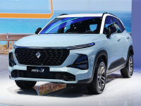 RS-3 1.5T全新车型畅快上市，新宝骏携实力悍将闪耀成都车展