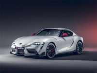 宝马同款三大件的丰田车即将入华你心动吗?