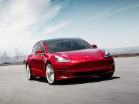 拳打BBA脚踢新势力,特斯拉 Model 3