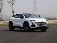 轴距或超3米 国产奥迪A7L工厂图片曝光