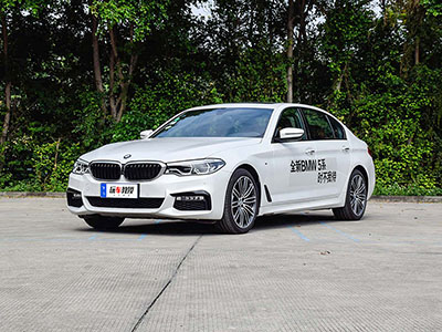 新BMW 5系Li携25项高价值标准配置焕新上市