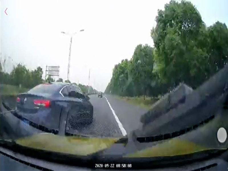 街道飙车为何屡禁不止又再现 难道没有其它方法了？