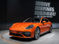 新款 Panamera 实车首秀北京车展 呈现保时捷式豪华轿车魅力