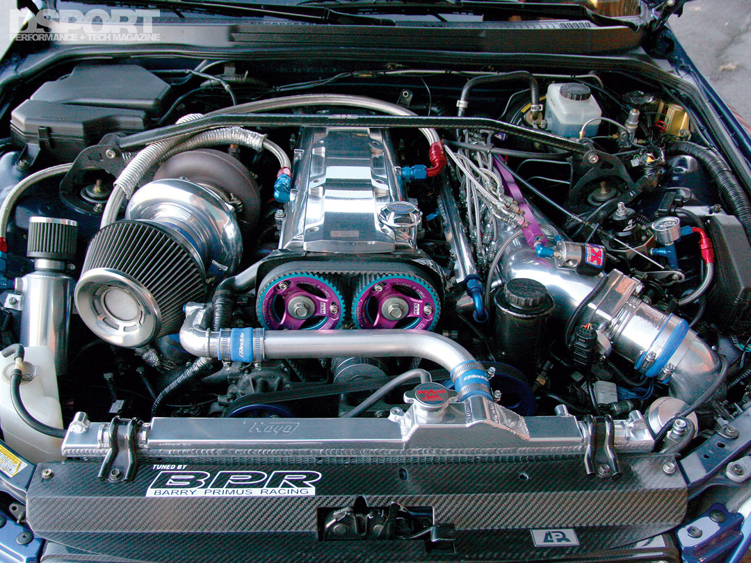 0直六發動機,全名2jz-gte,它有一個自然吸氣版本,2jz-ge,這一副發動機