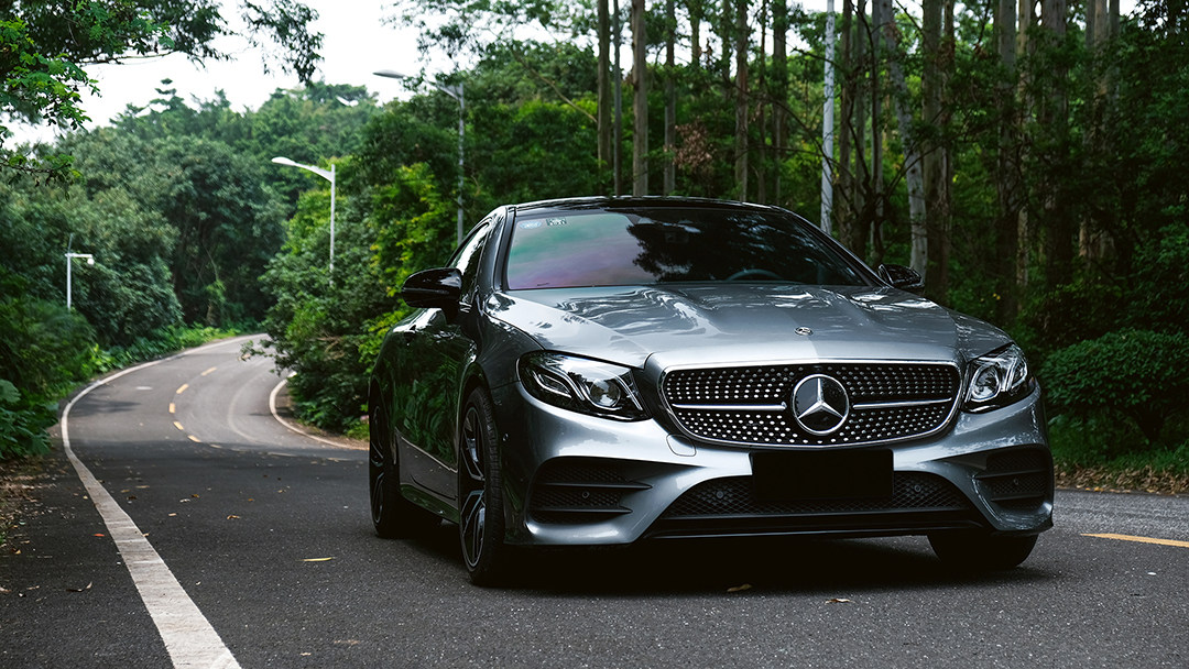 动力不猛有颜值就够了试驾奔驰e300coupe