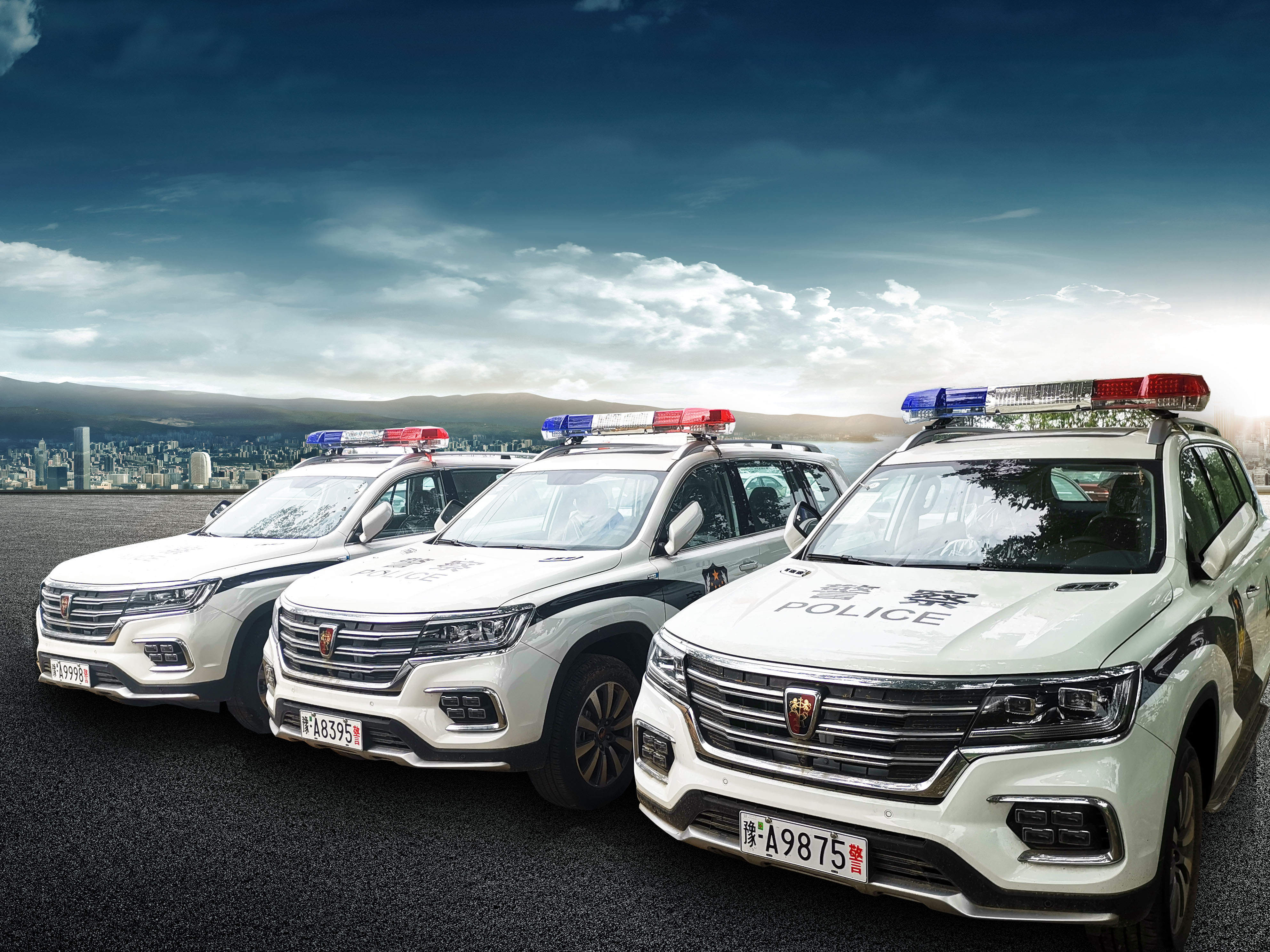 荣威rx5,荣威rx8和名爵emg6共计144辆高品质互联网汽车完成警用车涂装