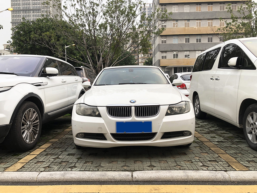 5万块不到买的14年手动老宝马 现在用起来还好吗 让购车简单一点