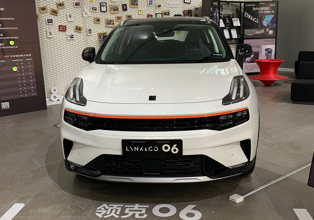 豪华高配三缸机 敢卖14万 网友 赚钱赚疯了吧 让购车简单一点 豪华高配三缸机 敢卖14万 网友 赚钱赚疯了吧 让购车简单一点